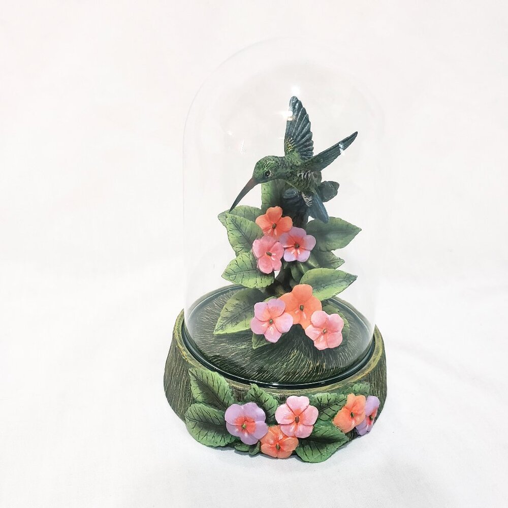 Hummingbird King of the Garden with Glass Dome Franklin Mint 5"
